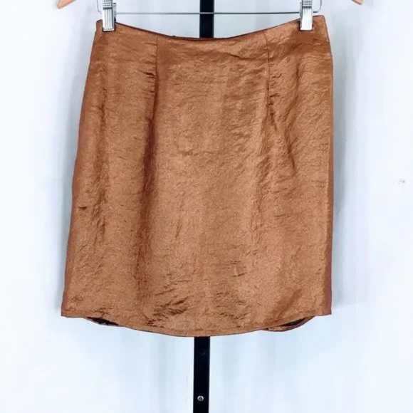 & other stories Draped Metallic Satin Mini Skirt Sz 6 - Picture 5 of 11